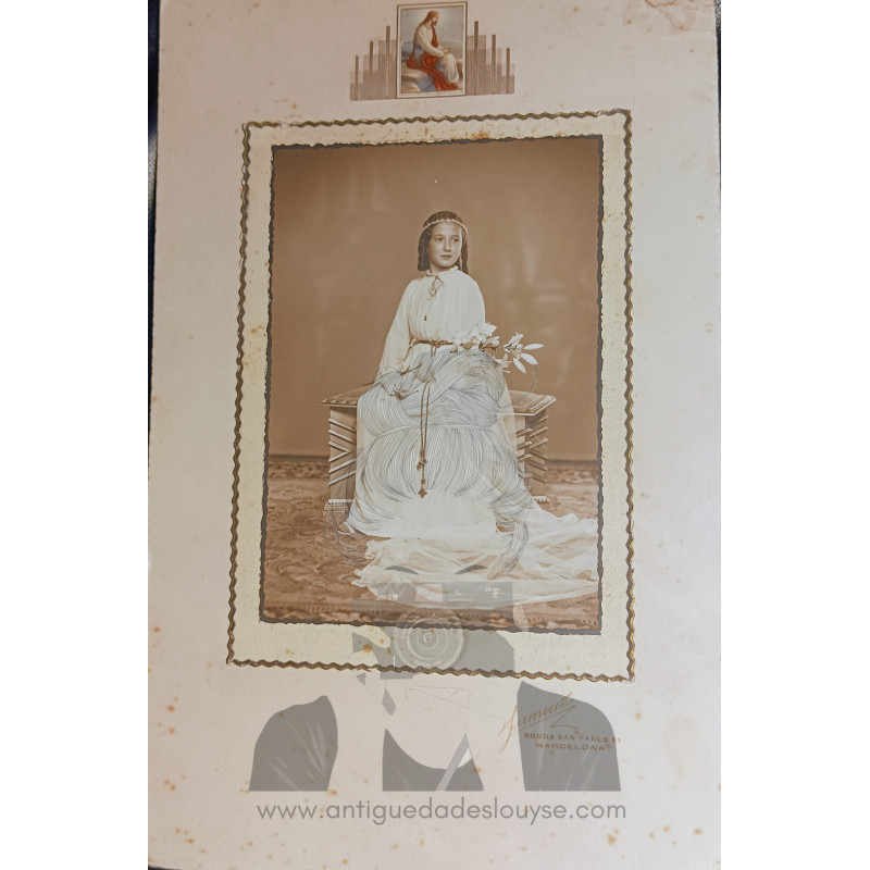 NIÑA EN PRIMERA COMUNIÓN AÑOS 40