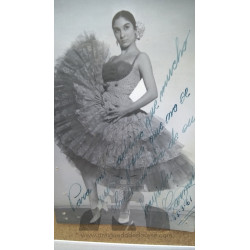 JOVEN TRAJE BAILE