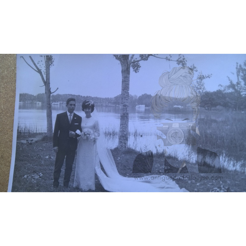 FOTO BODA Y LAGO