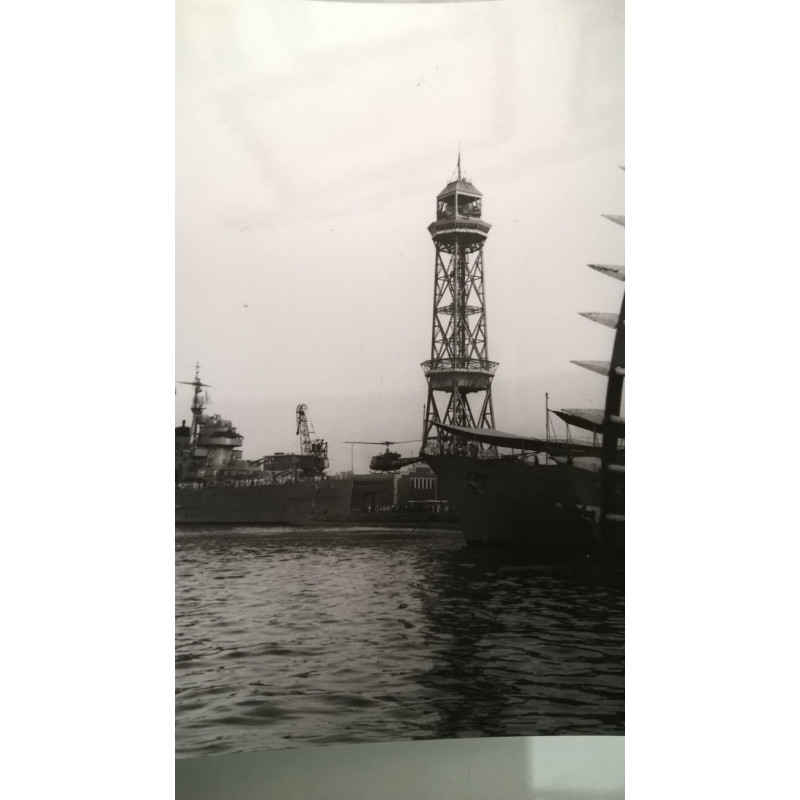 BARCOS EN PUERTO