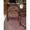 CUATRO AMPLIOS SILLONES LABRADOS CON ADORNOS