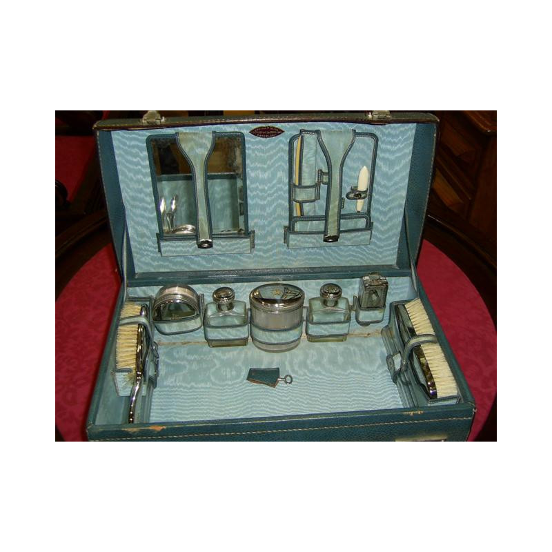 MALETIN VIAJE ANTIGUO