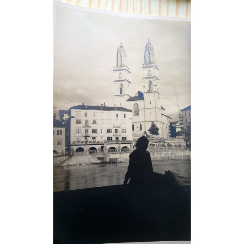 GROSSMÜNSTER. SUIZA