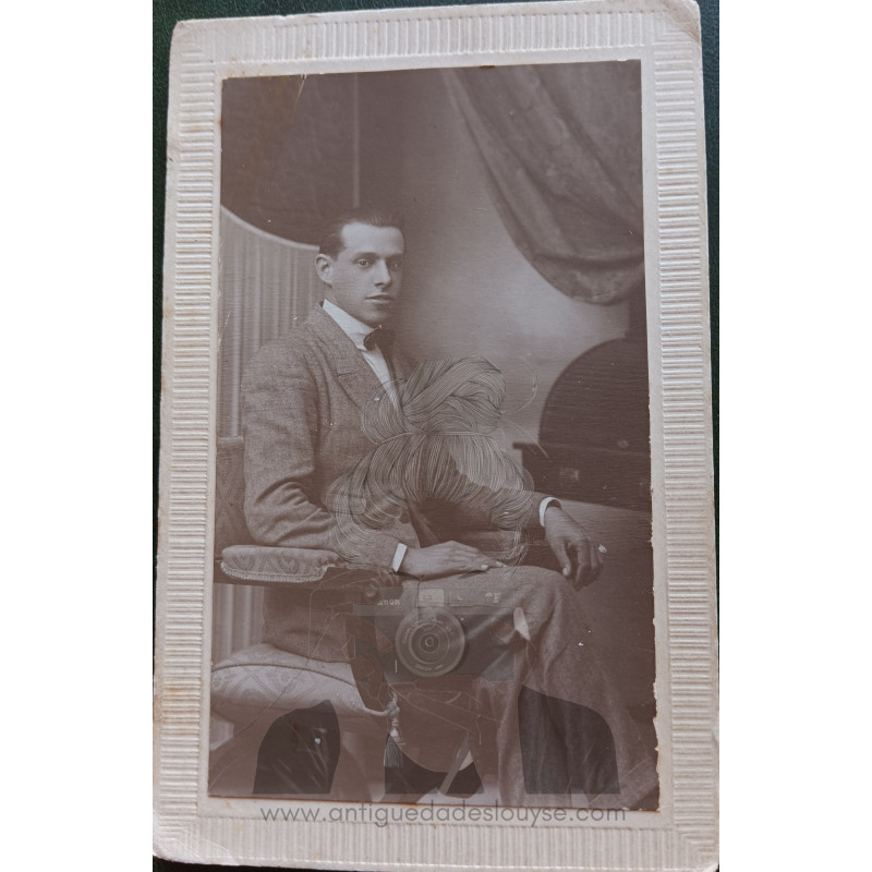 RETRATO CABALLERO 1920