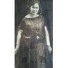 DAMA EN 1932