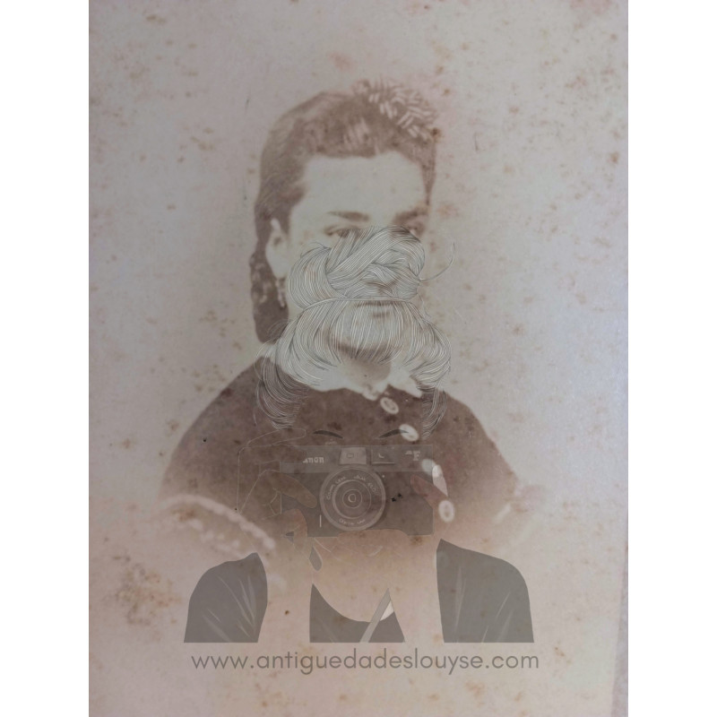 RETRATO DE DAMA SIGLO XIX