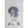 FOTOGRAFÍA JOVEN SOMBRERO