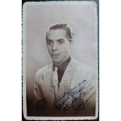 FOTO JOVEN DEDICATORIA