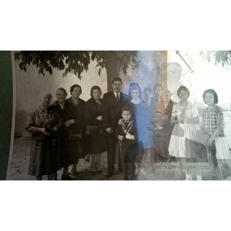 FAMILIA Y AMIGOS