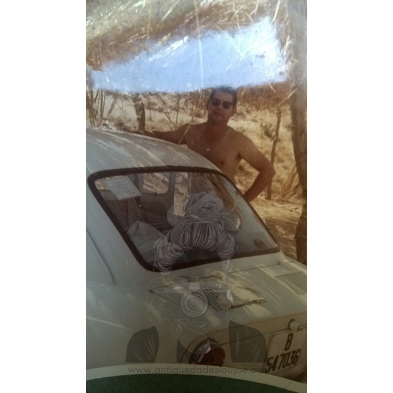 JOVEN CON SEAT 850