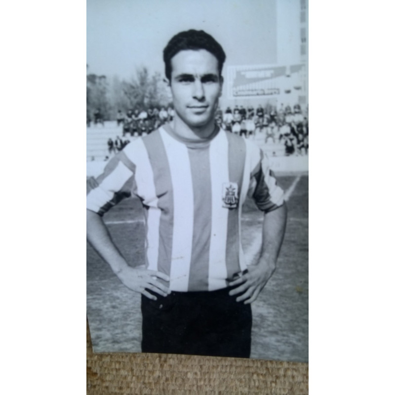 FUTBOLISTA EN ESTADIO