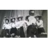 MUJERES EN ESCENARIO