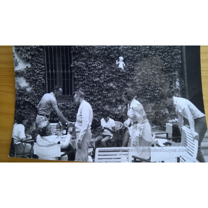 FAMILIA EN TERRAZA