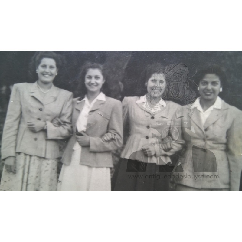 AMIGAS AÑOS 40