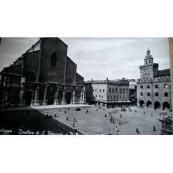 BOLOGNA. BASILICA