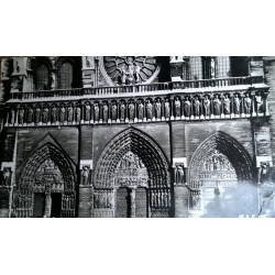 NOTRE DAME- PARIS