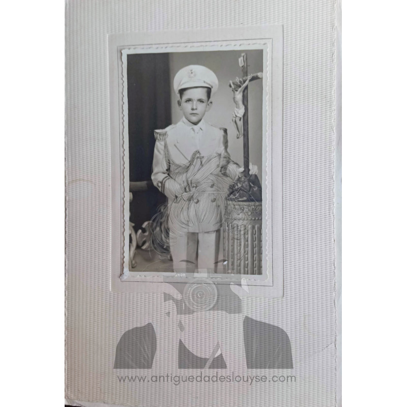 NIÑO VESTIDO COMUNIÓN