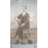 CABALLERO SENTADO 1920