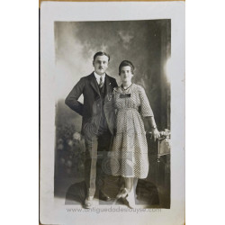 FOTO-POSTAL PAREJA FRANCESA