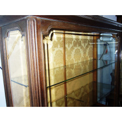 MUEBLE VITRINA CON BALDAS