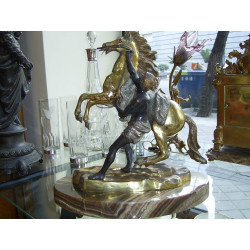 AURIGA Y CABALLO EN BRONCE