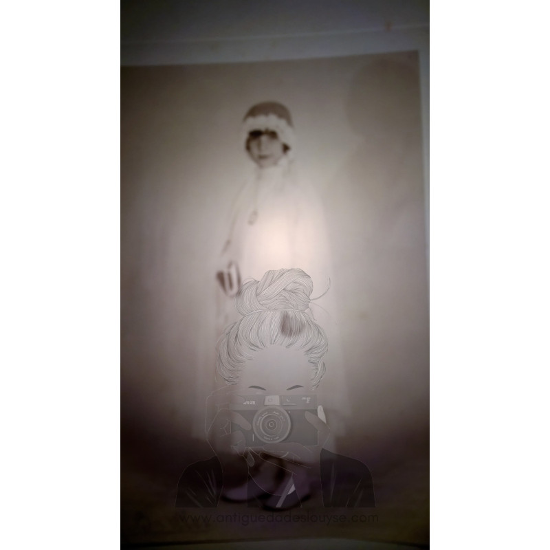 NIÑA EN PRIMERA COMUNION