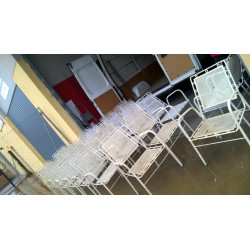 SEIS SILLONES DE HIERRO