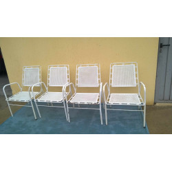 SEIS SILLONES DE HIERRO
