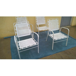 SEIS SILLONES DE HIERRO