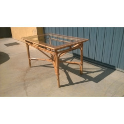 MESA DE BAMBÚ Y CRISTAL
