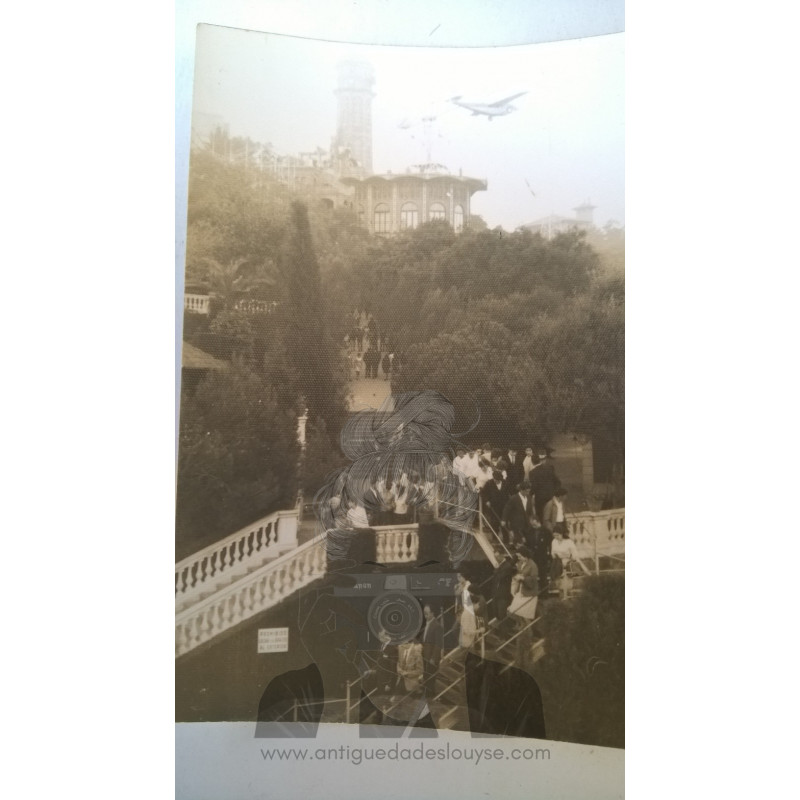 JARDINES CON PASARELA Y ESCALERAS