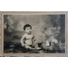 FOTO-POSTAL  NIÑA  PEQUEÑA SENTADA. AÑOS  20