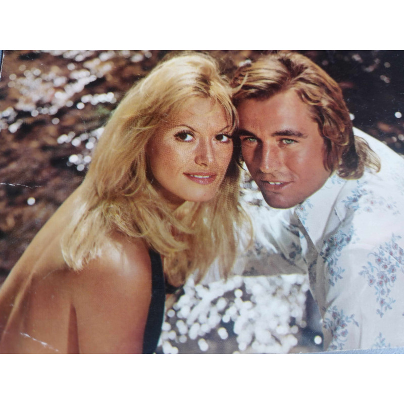 PAREJA EN 1973