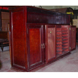 MUEBLE ANTIGUO MADERA  CON COMPARTIMENTOS