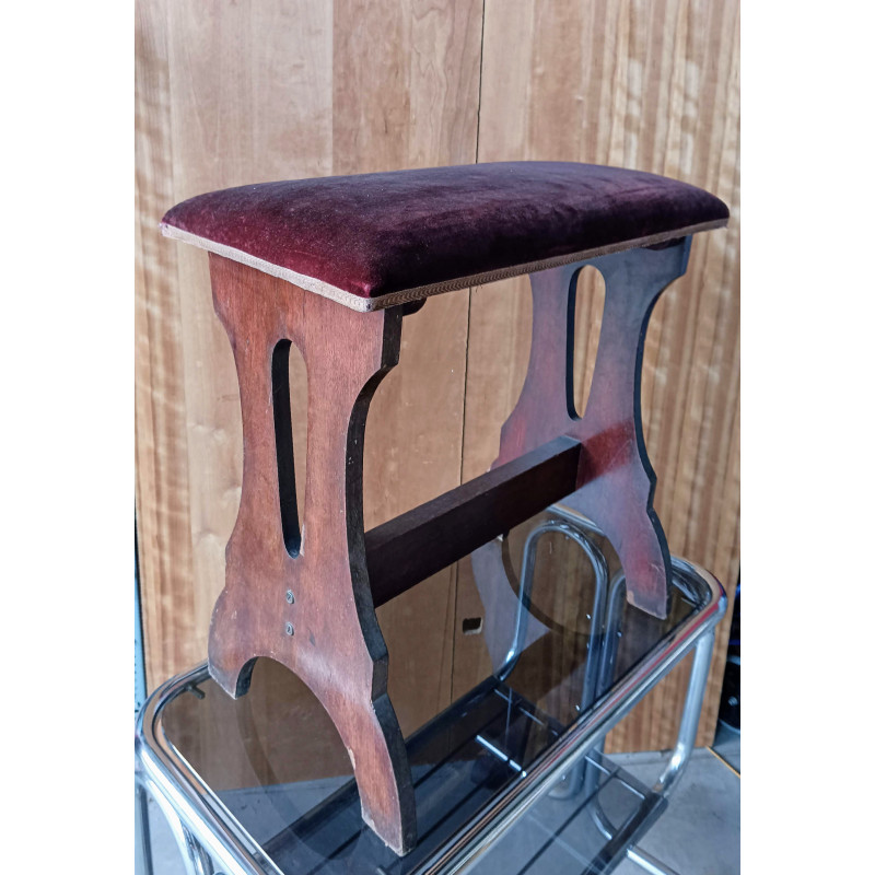 ASIENTO DE TERCIOPELO  TIPO BANCO EN MADERA .