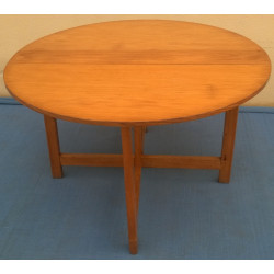 MESA CIRCULAR DE MADERA
