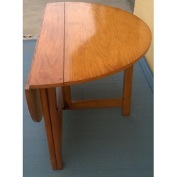 MESA CIRCULAR DE MADERA