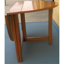 MESA CIRCULAR DE MADERA