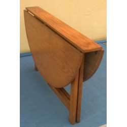 MESA CIRCULAR DE MADERA