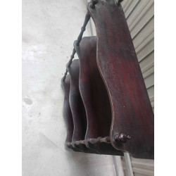 ESTANTERÍA-REPISA DE CUATRO BALDAS