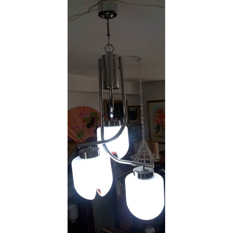 LÁMPARA ATRACTIVA DISEÑO ACERO CROMADO 3 TULIPAS