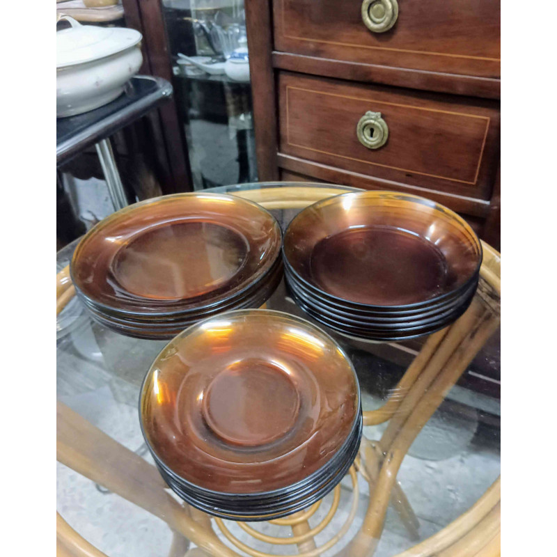 JUEGO DE 18 PLATOS ORIGINALES DURALEX AMBAR