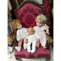 PRECIOSO TRIO DE 2 MUÑECAS Y UN MUÑECO ENTRE AMBAS