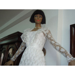 MANIQUÍ CON PEANA