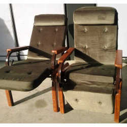SILLONES MECANICOS DE RELAJACIÓN, CINCO UNIDADES. PUEDEN VENDERSE POR CADA UNIDAD  (150 €)