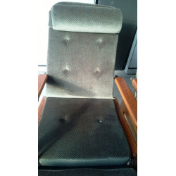 SILLONES MECANICOS DE RELAJACIÓN, CINCO UNIDADES. PUEDEN VENDERSE POR CADA UNIDAD  (150 €)
