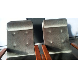 SILLONES MECANICOS DE RELAJACIÓN, CINCO UNIDADES. PUEDEN VENDERSE POR CADA UNIDAD  (150 €)